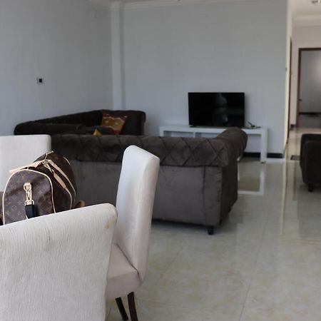 Cozy 3Bedrooms Apartment Addis Abeba Esterno foto